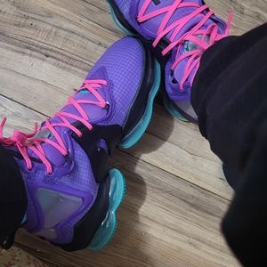 Nike LeBron 19s